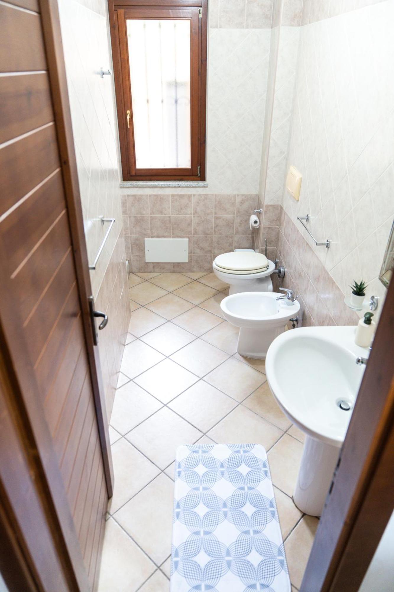 Casa Matilda Villasimius, 7 Posti, 3 Stanze, Doppio Giardino *