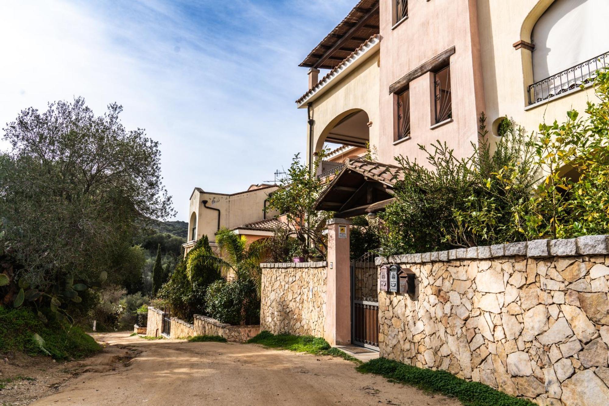 Casa Matilda Villasimius, 7 Posti, 3 Stanze, Doppio Giardino * Villasimius